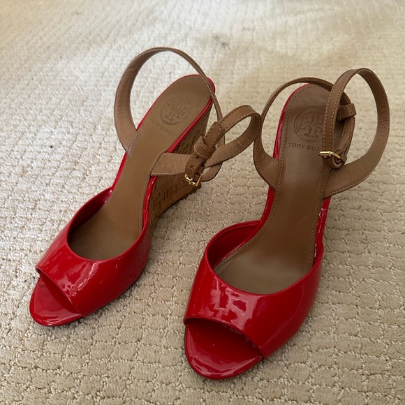 Tory Burch Red and Tan Heels - Picture 2 of 6